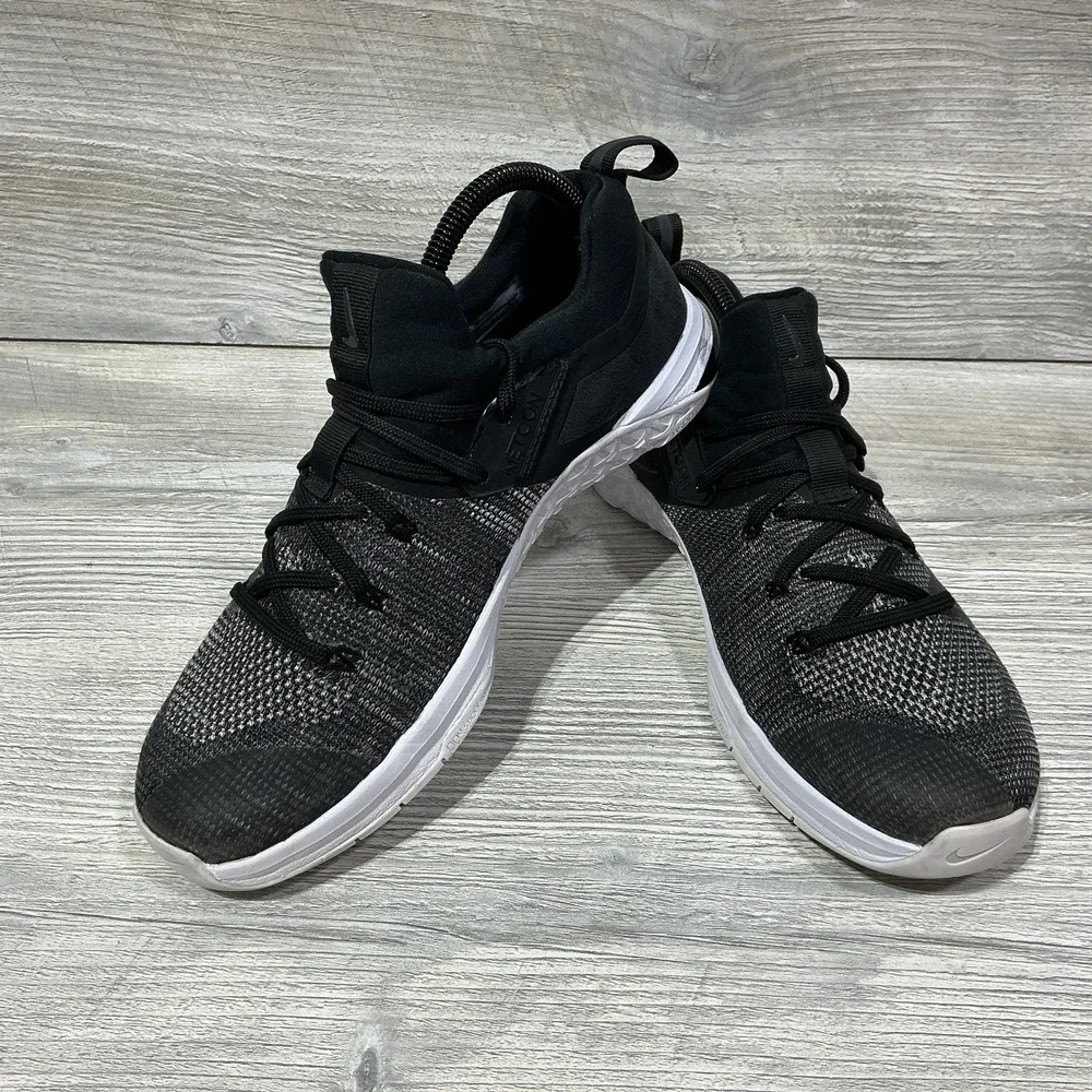 Nike Metcon Flyknit 3 CrossFit Cross Training Shoes AR5623-001 Women's Size 9.5